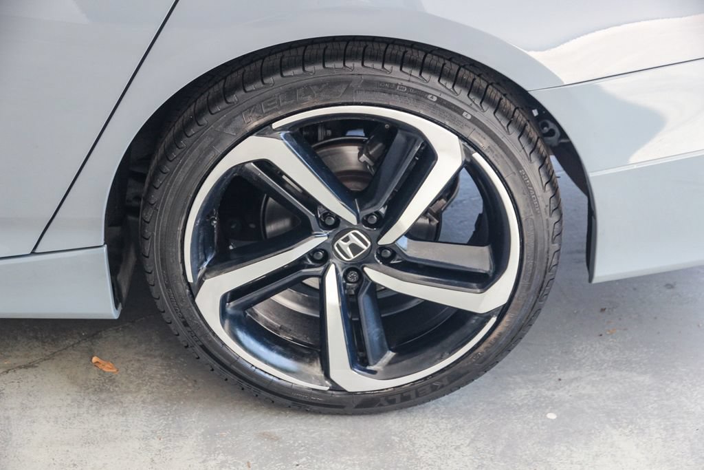 Used 2021 Honda Accord Sport image 12