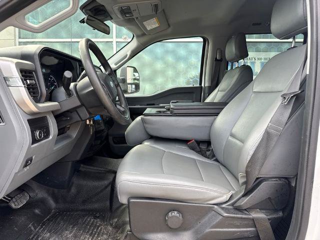 Certified 2025 Ford F350 XL w/ XL Chrome Package AWD/4WD image 8