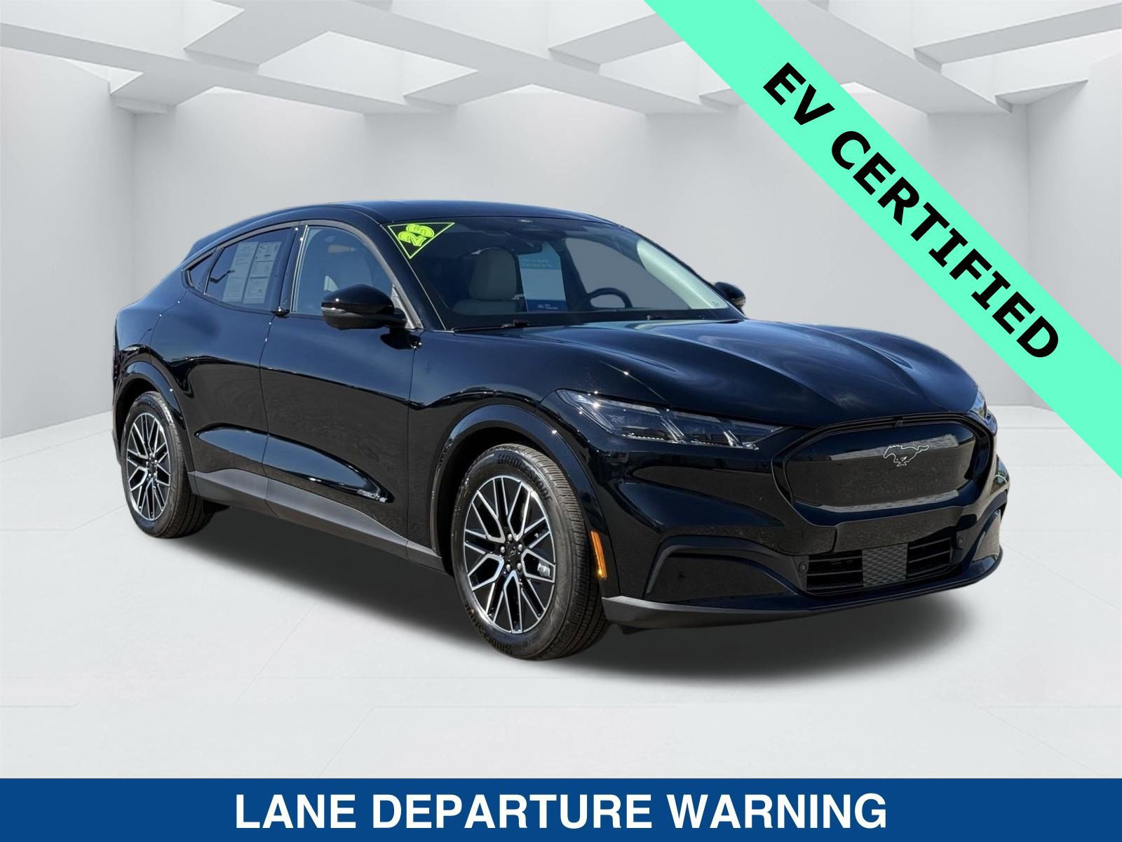 Certified 2025 Ford Mustang Mach-E Premium image 7