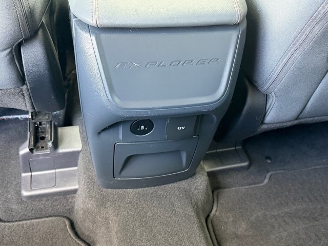 Certified 2025 Ford Explorer Active RWD image 18