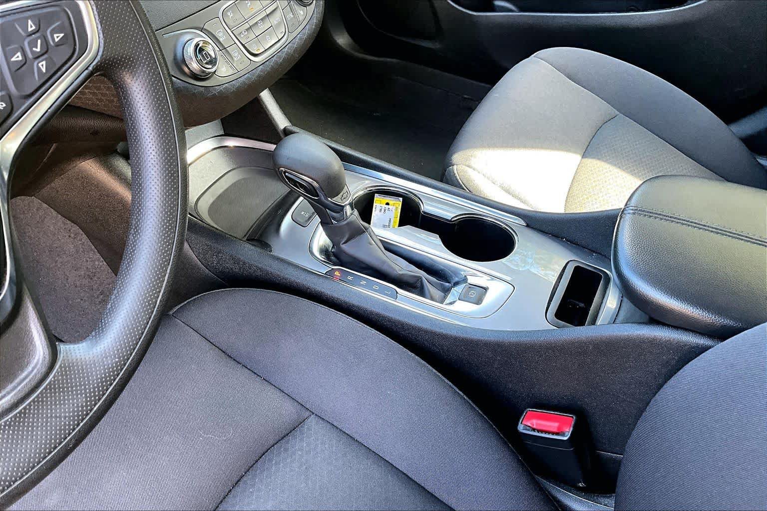 Used 2024 Chevrolet Malibu LT FWD image 17