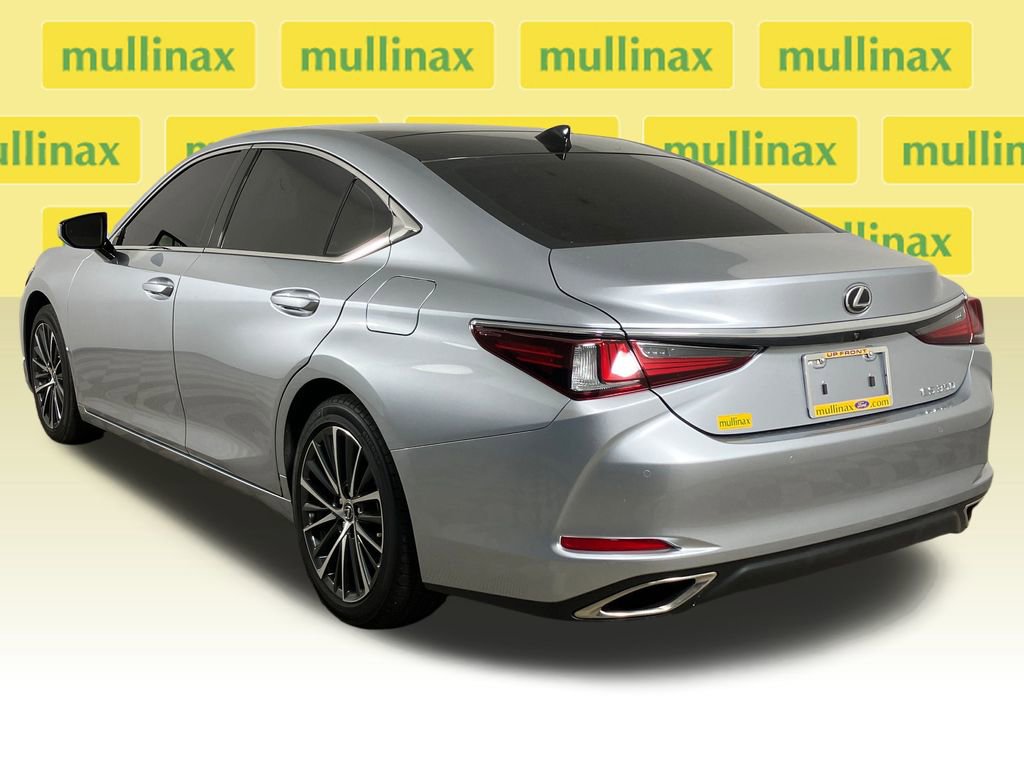 Used 2024 Lexus ES 350 w/ Premium Package image 8