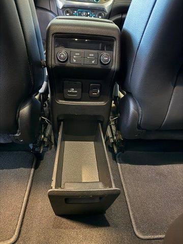 Used 2019 GMC Acadia SLT AWD/4WD image 16