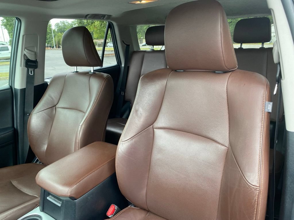 Used 2021 Toyota 4Runner Limited AWD/4WD image 11