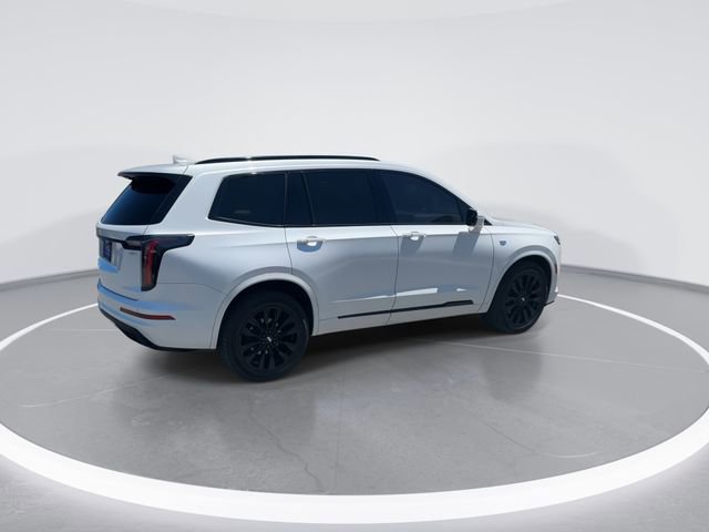 Used 2021 Cadillac XT6 Sport w/ LPO, ONYX Package AWD/4WD image 6