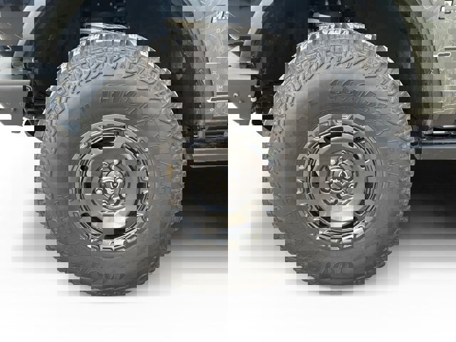 Certified 2024 Ford Bronco Everglades image 12