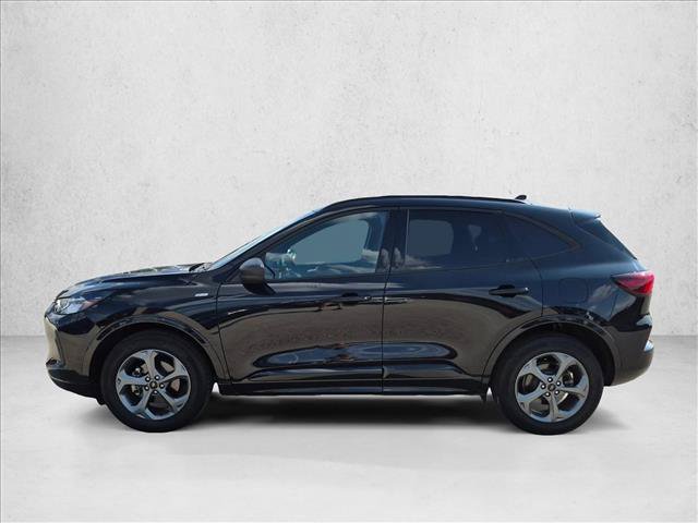 Certified 2023 Ford Escape ST-Line w/ Tech Pack #1 AWD/4WD image 9