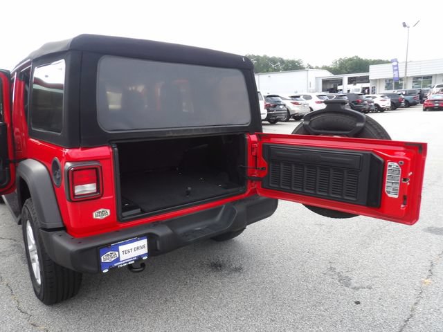Used 2020 Jeep Wrangler Unlimited Sport S AWD/4WD image 36
