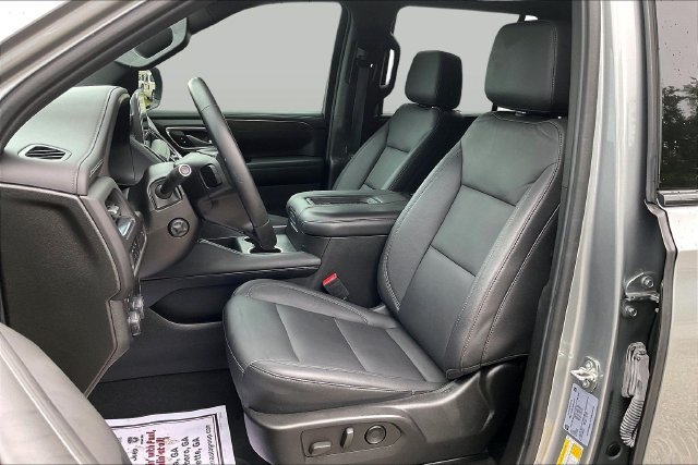 Used 2023 Chevrolet Tahoe Z71 w/ Luxury Package AWD/4WD image 27
