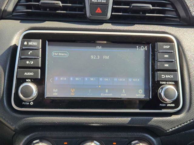 Used 2025 Nissan Versa S w/ Trunk Package image 16