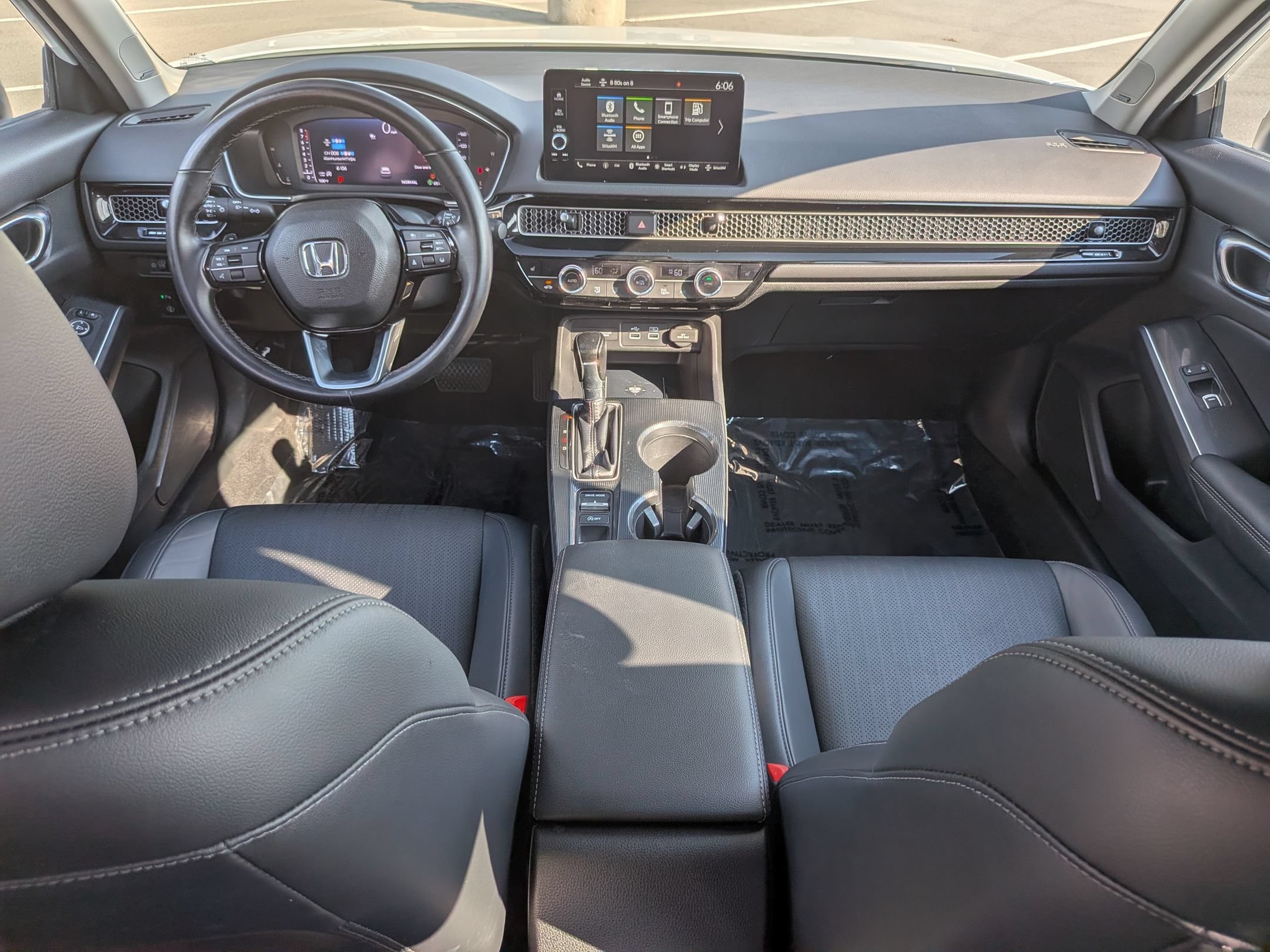 Used 2022 Honda Civic Touring image 31