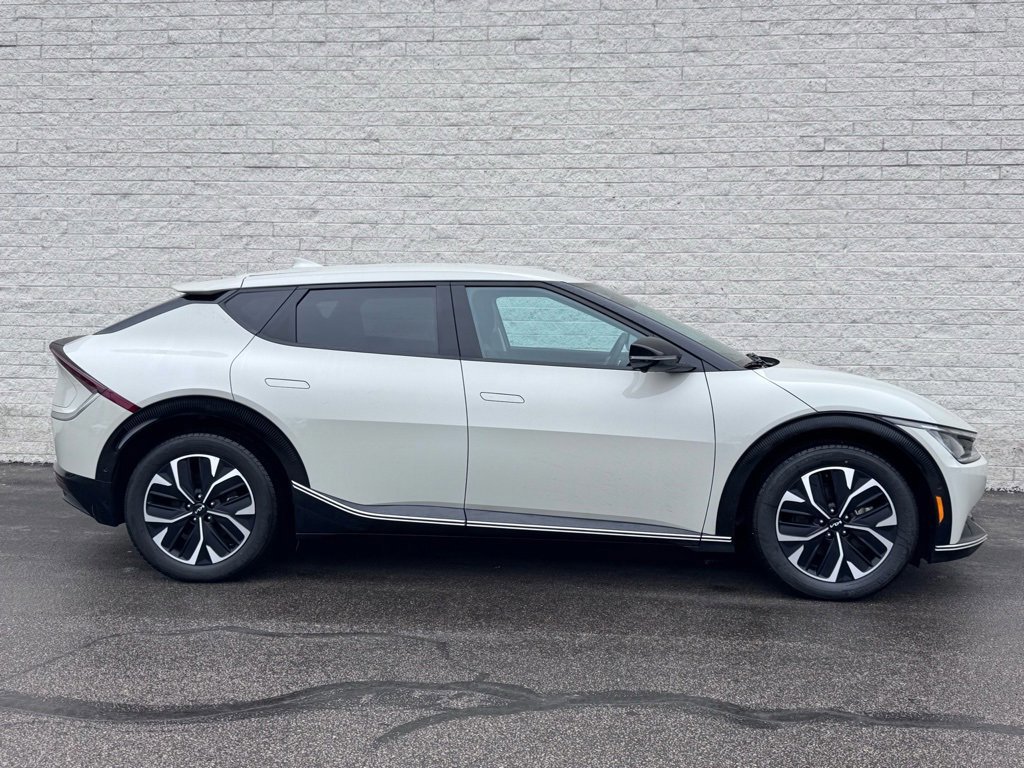 Used 2022 Kia EV6 Wind w/ Wind Technology Package image 2