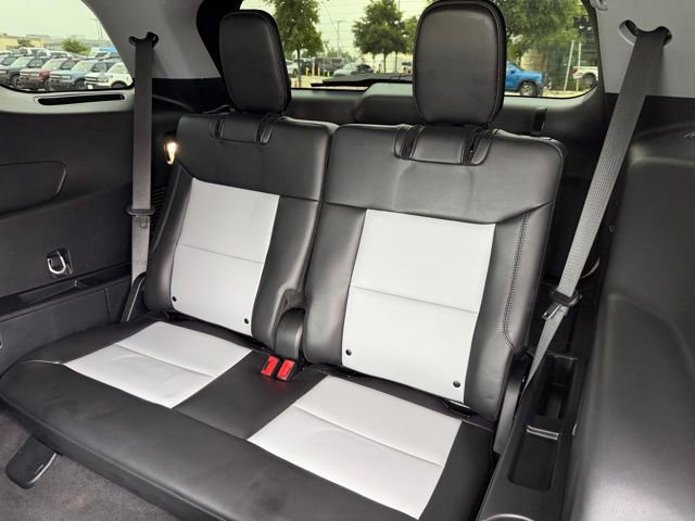 Certified 2023 Ford Explorer XLT w/ Equipment Group 202A RWD image 22