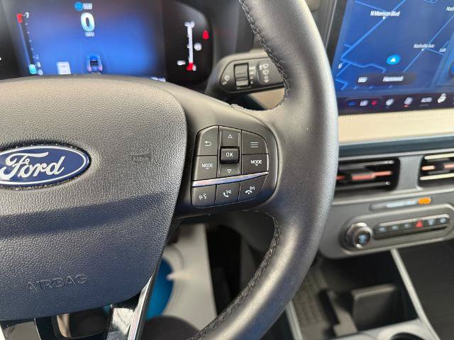 Certified 2025 Ford Maverick Lariat w/ 4K Tow Package AWD/4WD image 12