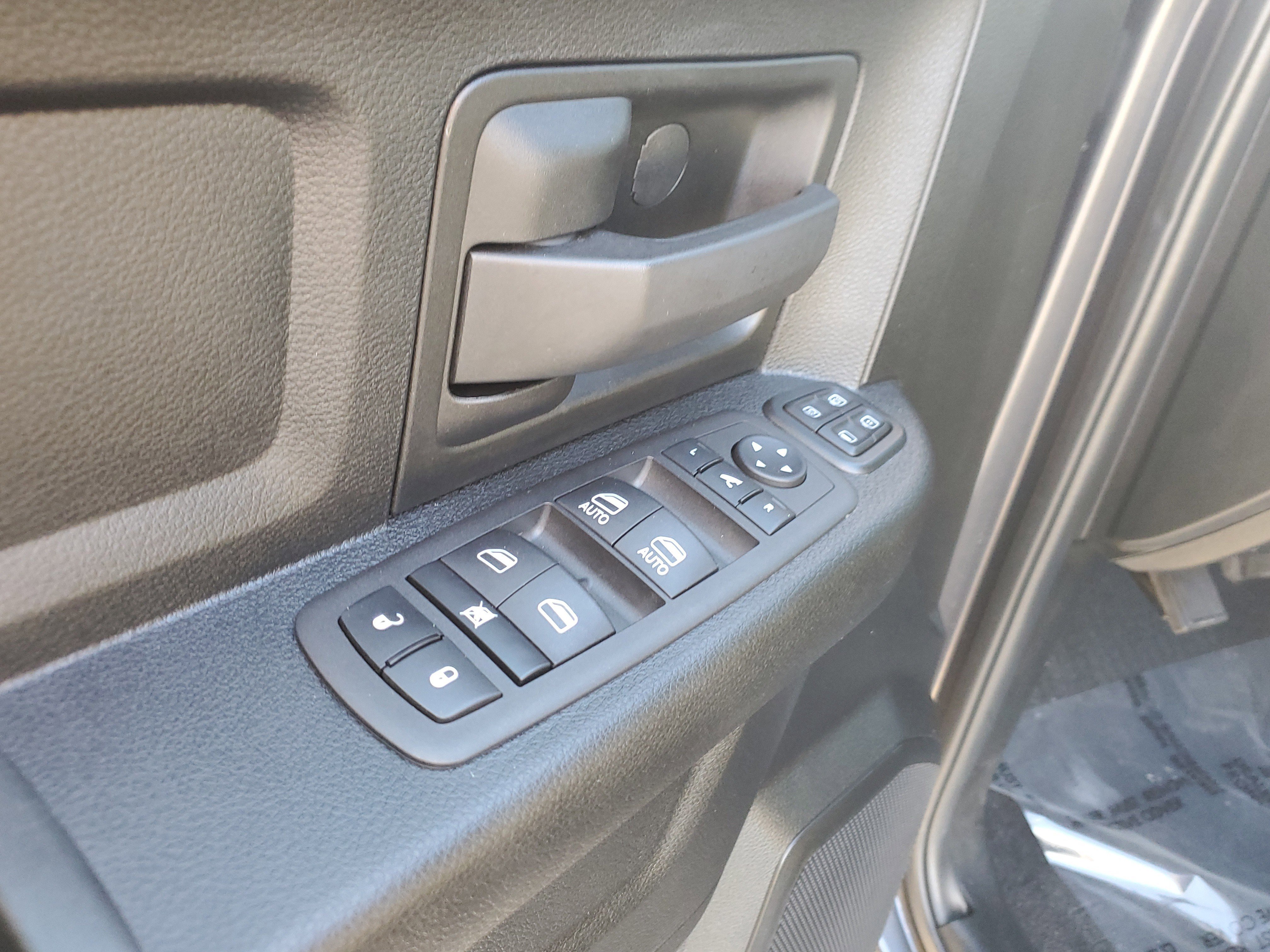 Used 2023 RAM 3500 Tradesman image 19