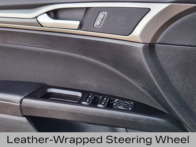 Certified 2017 Ford Fusion SE w/ Equipment Group 201A image 12