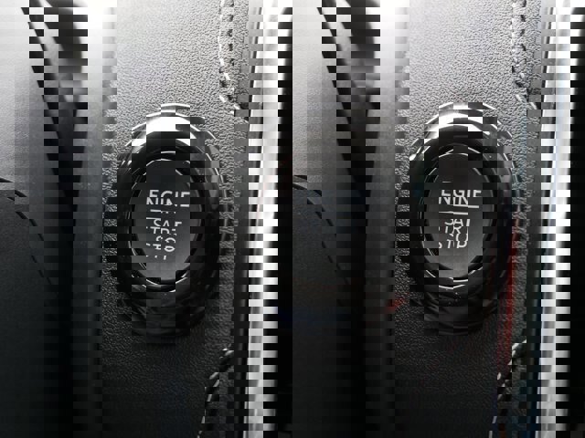 Certified 2025 Ford Expedition Max Platinum w/ Driver's Package image 27