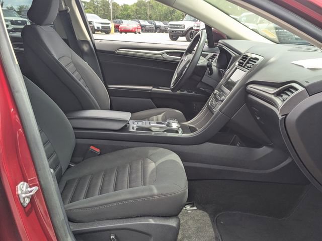 Certified 2019 Ford Fusion SE FWD image 27