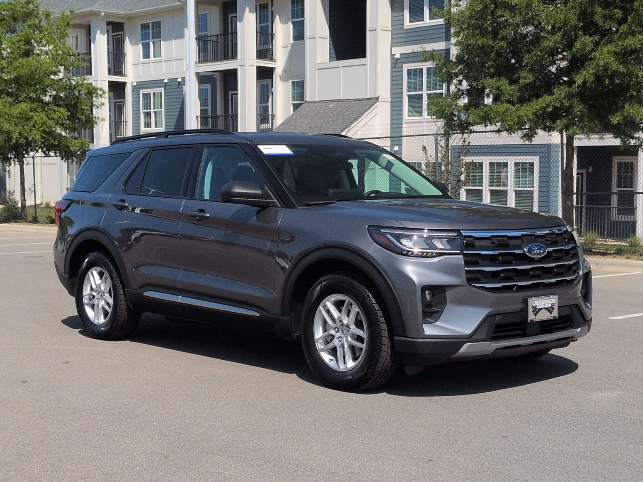 Certified 2025 Ford Explorer Active w/ Active Comfort Package RWD image 1