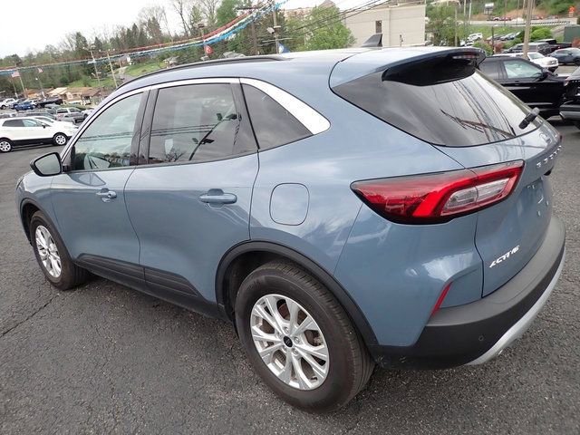 Certified 2024 Ford Escape Active w/ Tech Pack #1 AWD/4WD image 4