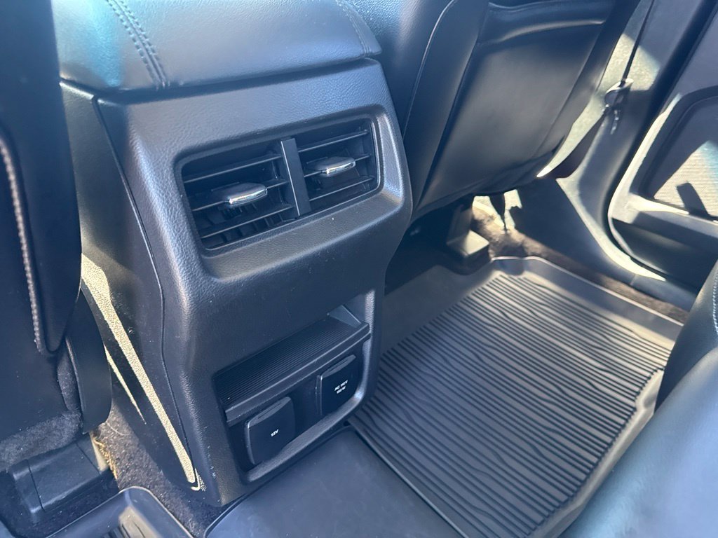 Certified 2019 Ford Edge SEL w/ Equipment Group 201A AWD/4WD image 32
