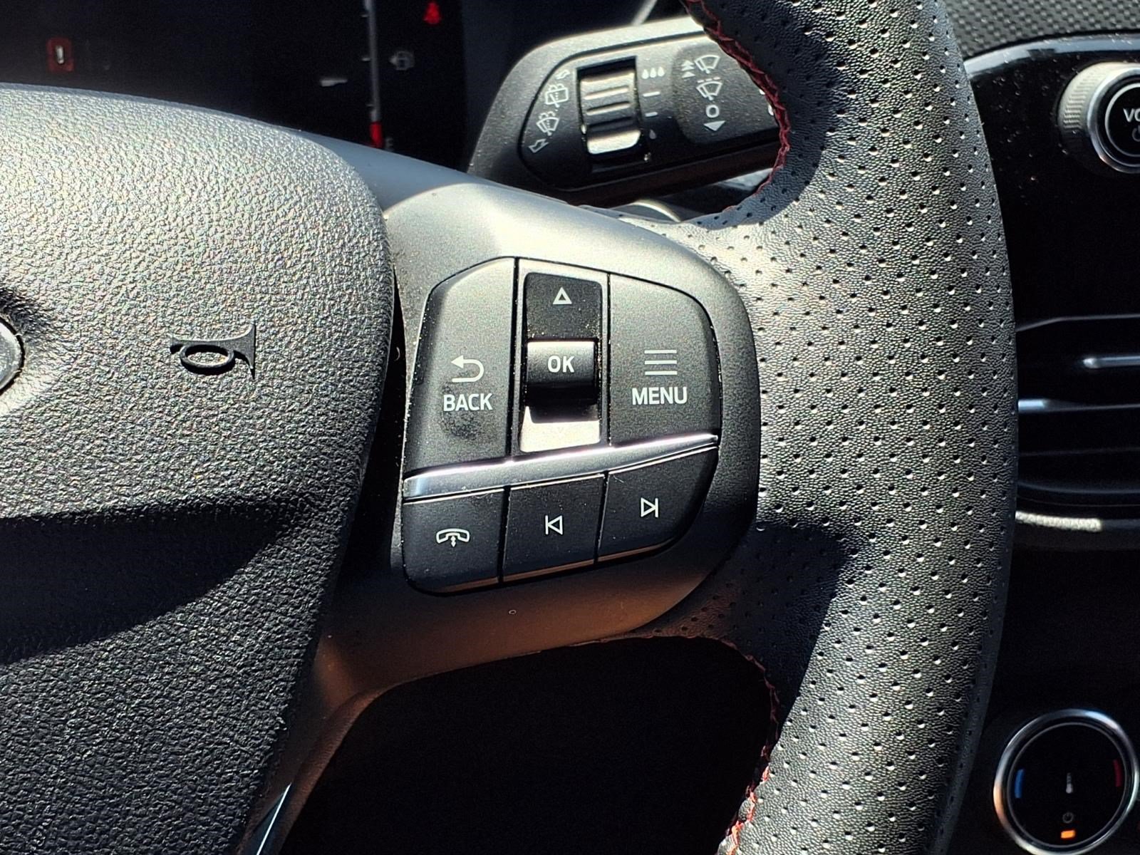 Certified 2025 Ford Escape ST-Line Select AWD/4WD image 24