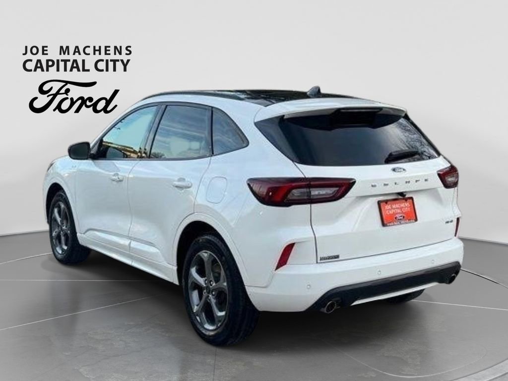 Certified 2024 Ford Escape ST-Line w/ Tech Pack #1 AWD/4WD image 8