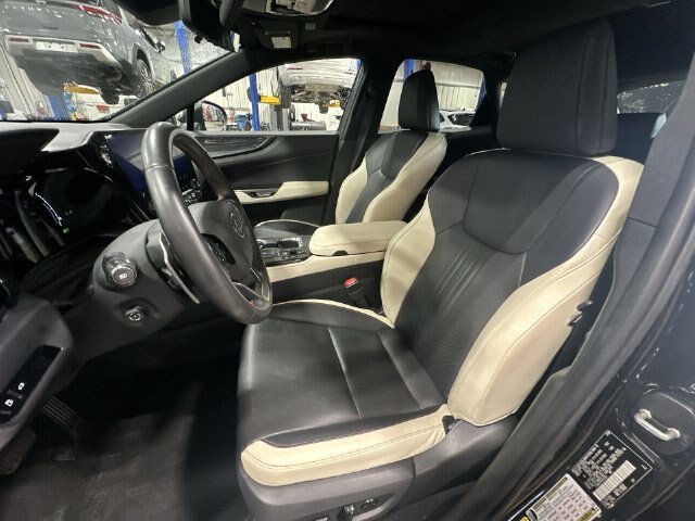 Used 2022 RAM 1500 TRX w/ TRX Level 2 Equipment Group AWD/4WD image 17
