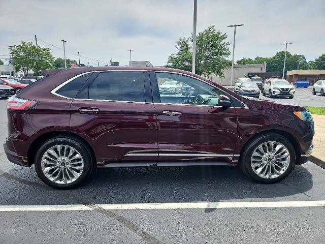 Certified 2020 Ford Edge Titanium w/ Equipment Group 301A AWD/4WD image 9