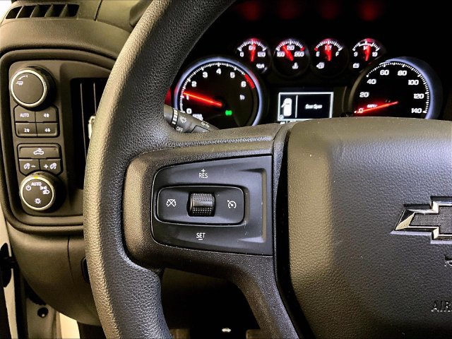 Used 2020 Chevrolet Silverado 1500 Custom Trail Boss w/ Custom Convenience Package AWD/4WD image 17