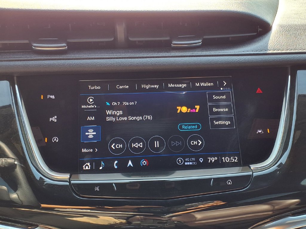 Used 2024 Cadillac XT6 Premium Luxury w/ Technology Package FWD image 21