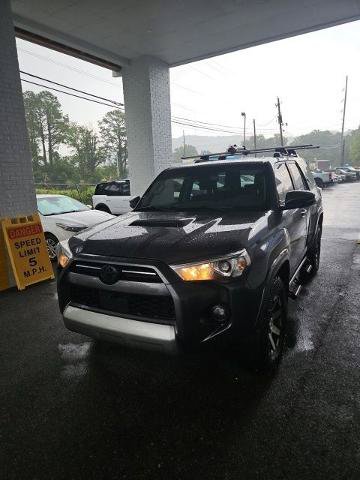 Used 2023 Toyota 4Runner TRD Off-Road Premium w/ Off Road Premium Plus Package AWD/4WD image 2