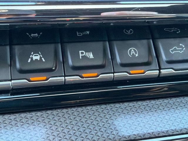 Used 2024 Chevrolet Silverado 1500 ZR2 w/ Technology Package image 23