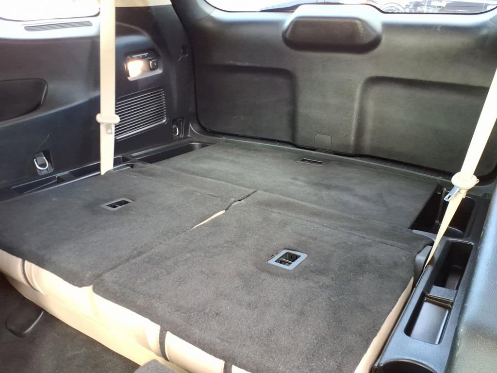 Certified 2020 Ford Explorer Limited RWD image 17