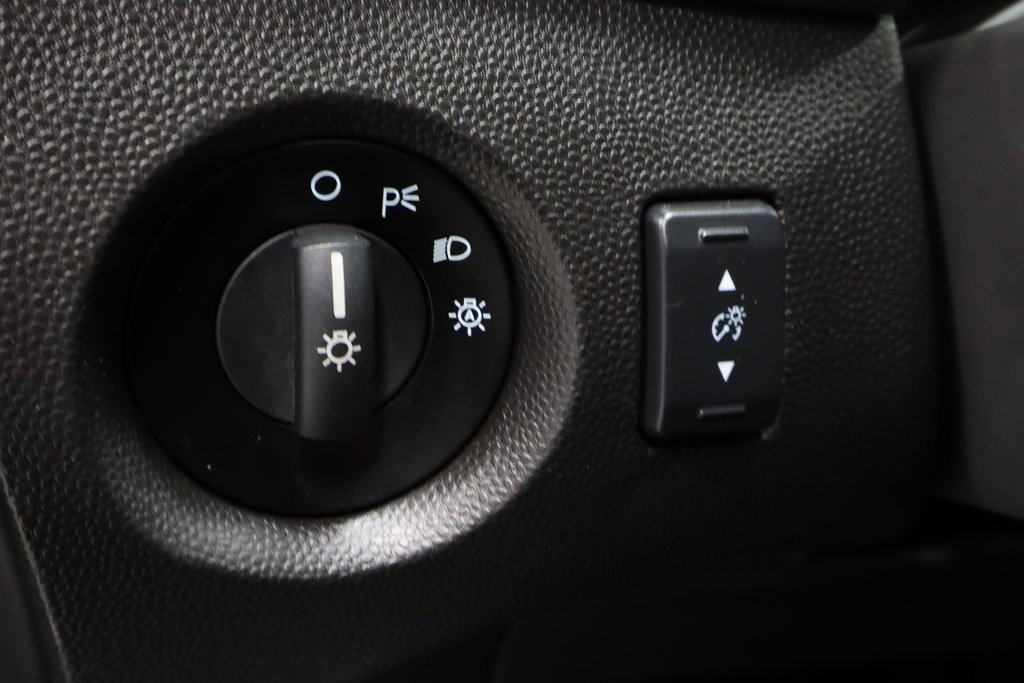 Certified 2019 Ford Fiesta SE image 25