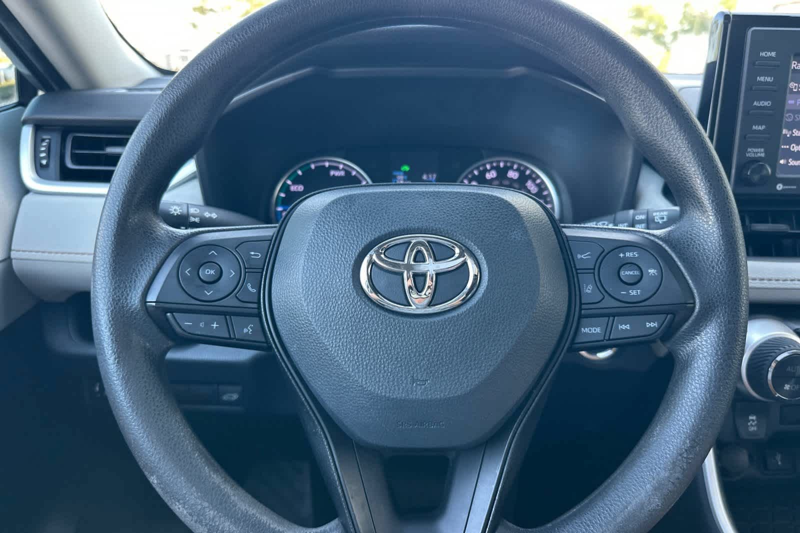 Used 2022 Toyota RAV4 XLE w/ Convenience Package AWD/4WD image 24