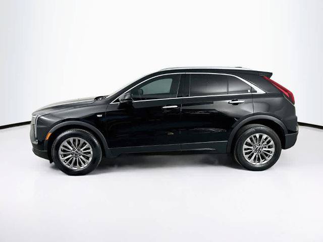 Used 2025 Cadillac XT4 Premium Luxury FWD image 3