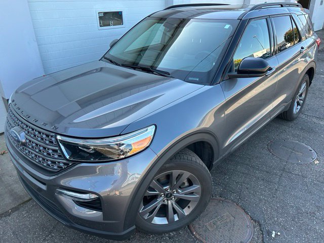 Certified 2022 Ford Explorer XLT w/ Equipment Group 202A