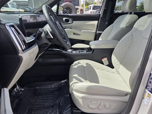 Used 2025 Kia Sorento SX Prestige AWD/4WD image 12