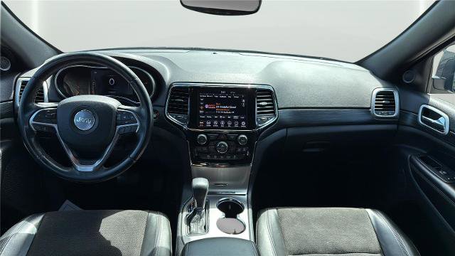 Used 2020 Jeep Grand Cherokee Altitude AWD/4WD image 11