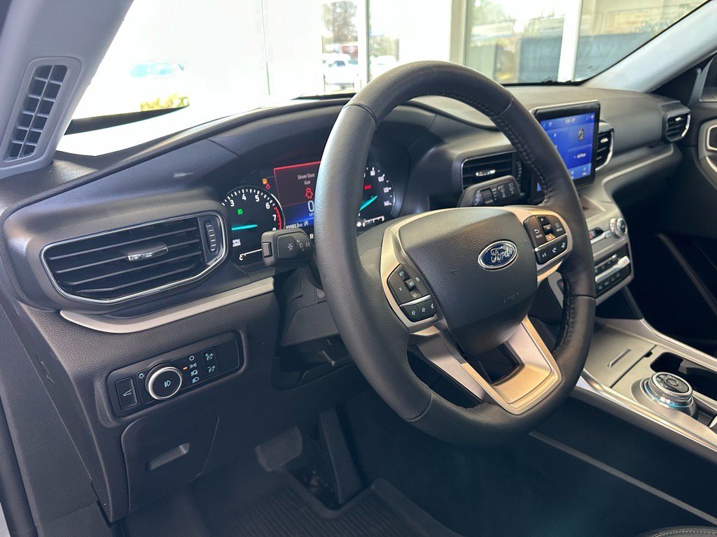 Certified 2024 Ford Explorer XLT w/ Equipment Group 202A image 19