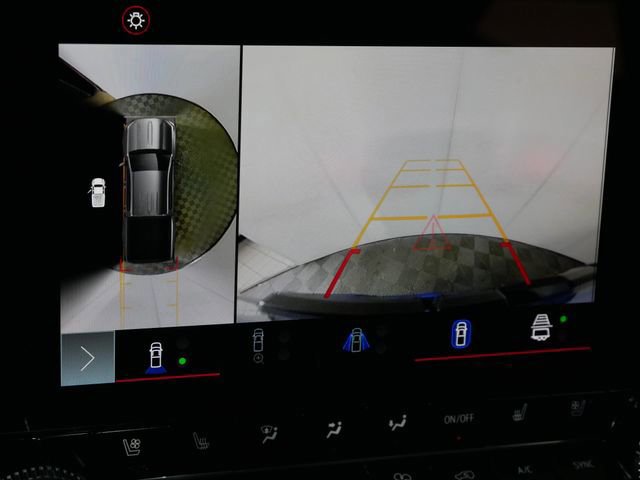 Used 2023 GMC Canyon AT4 w/ AT4 Premium Package image 26