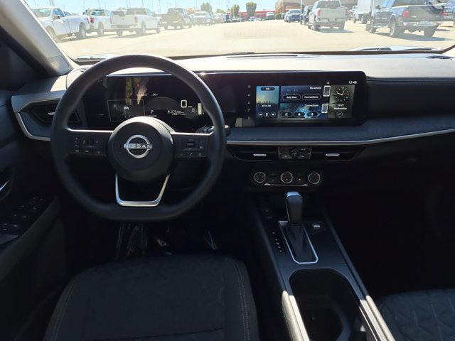Used 2025 Nissan Kicks SV w/ SV Premium Package FWD image 30