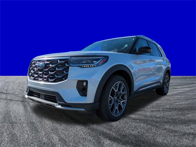 Certified 2025 Ford Explorer Platinum w/ Ultimate Package image 8