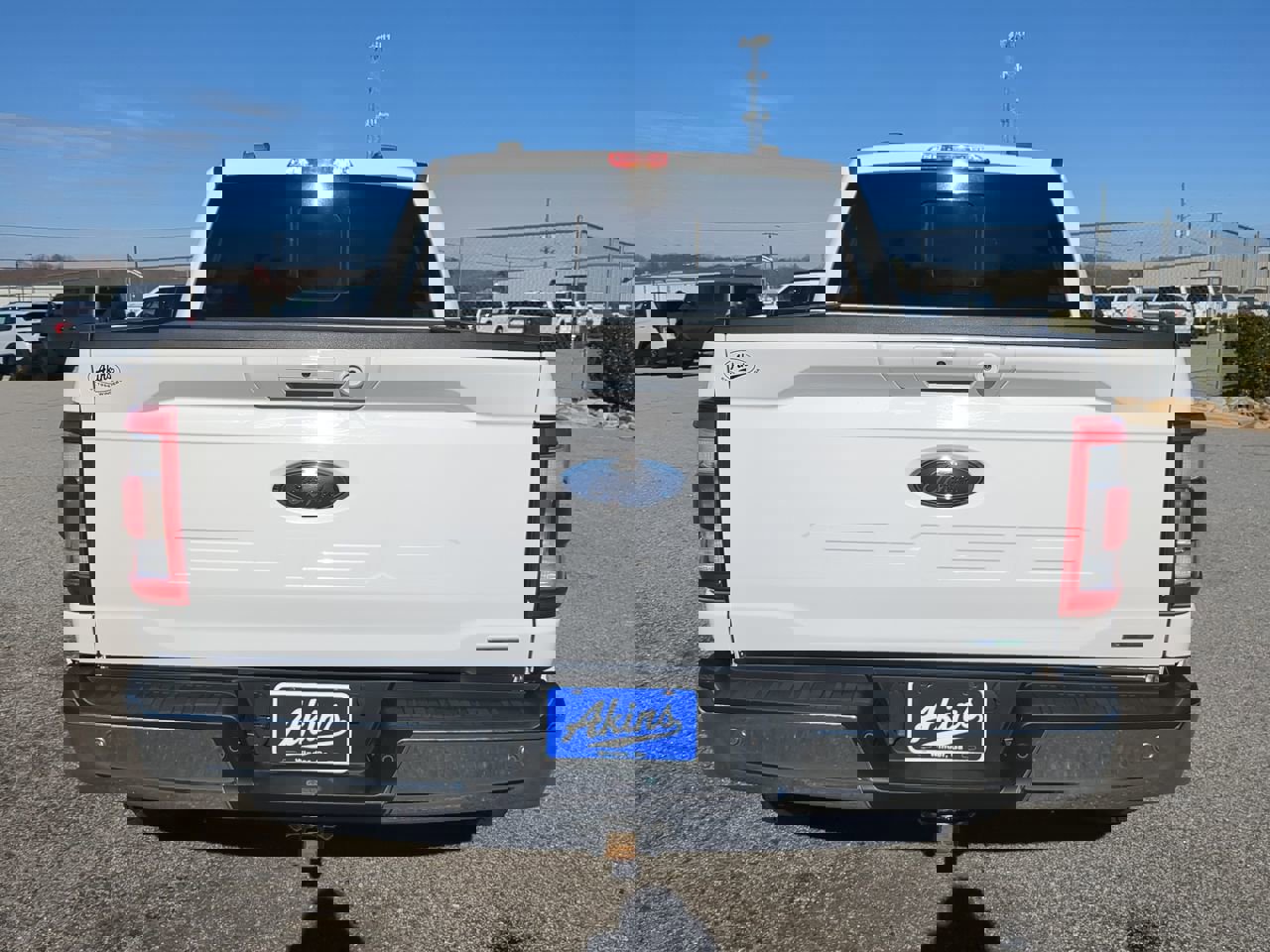 Certified 2022 Ford F150 Lariat image 3