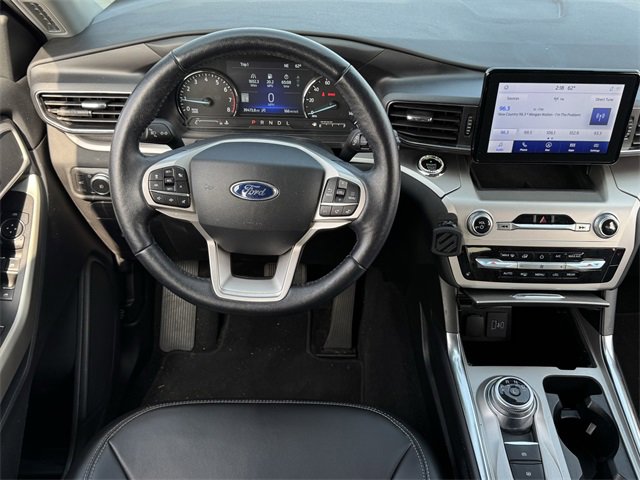 Certified 2021 Ford Explorer XLT w/ Equipment Group 202A image 11