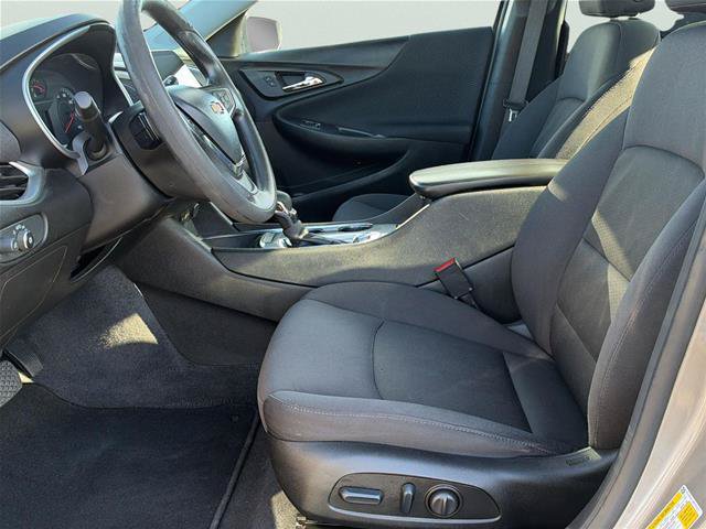 Used 2023 Chevrolet Malibu LT FWD image 11