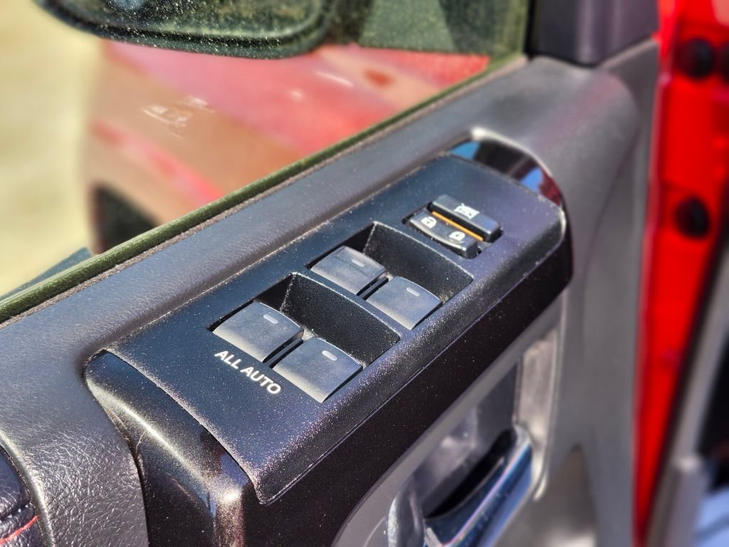 Used 2019 Toyota 4Runner TRD Off-Road Premium AWD/4WD image 17