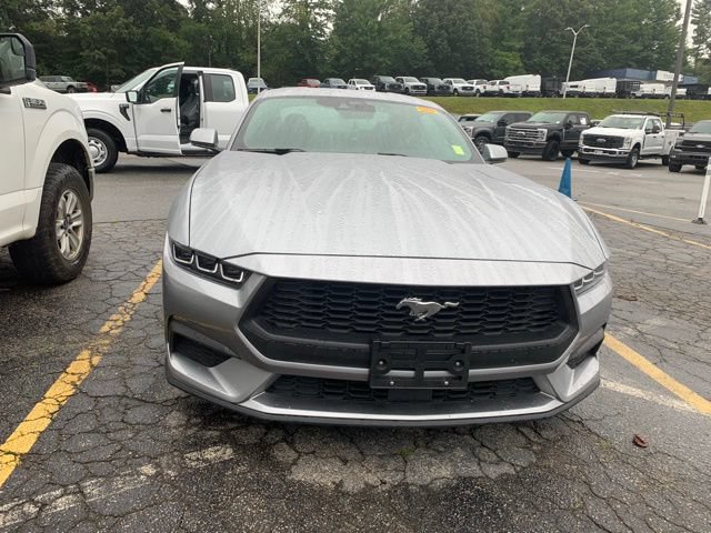 Certified 2024 Ford Mustang Coupe RWD image 3