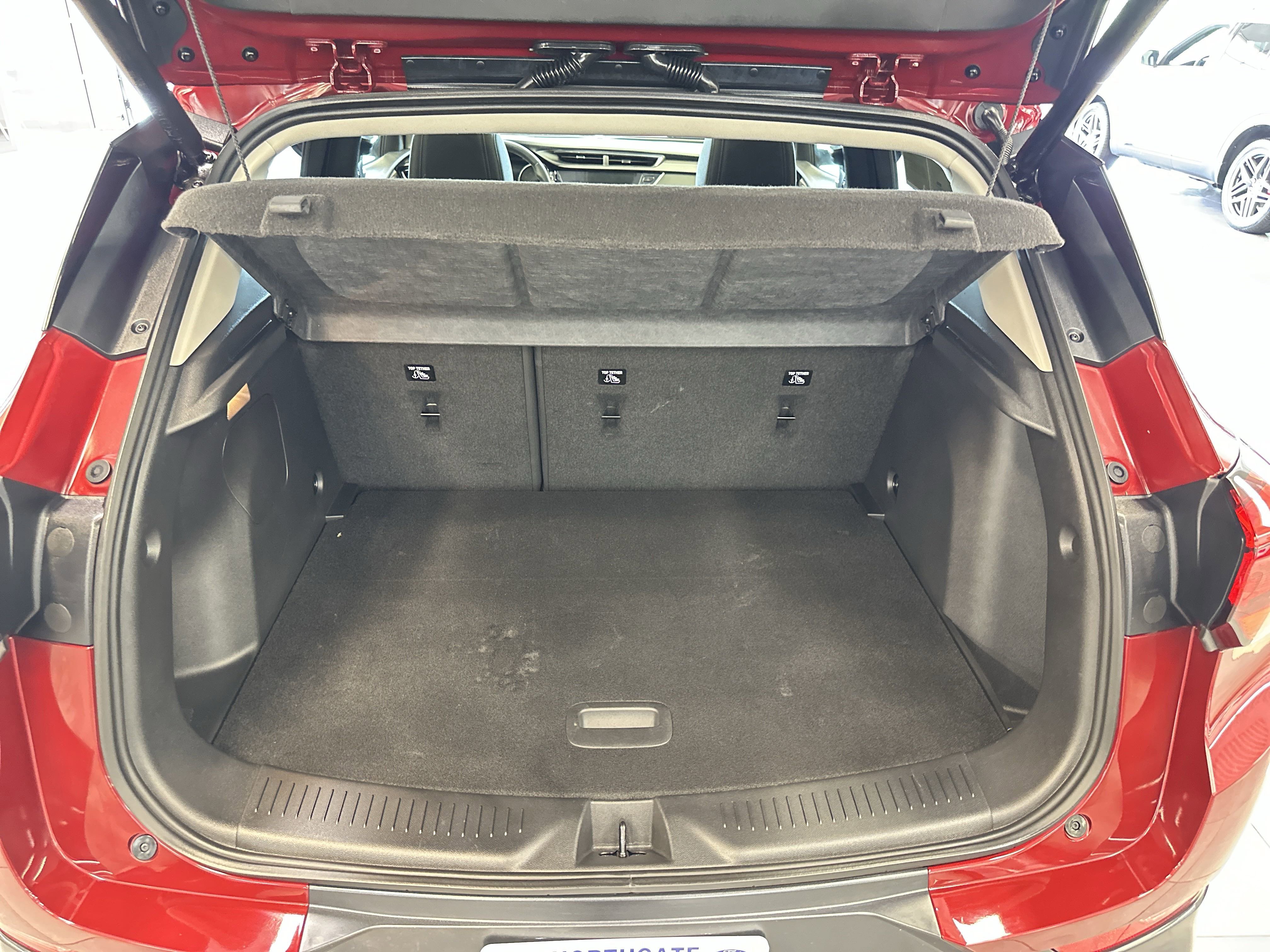 Used 2023 Buick Encore GX Essence w/ Experience Buick Package image 16